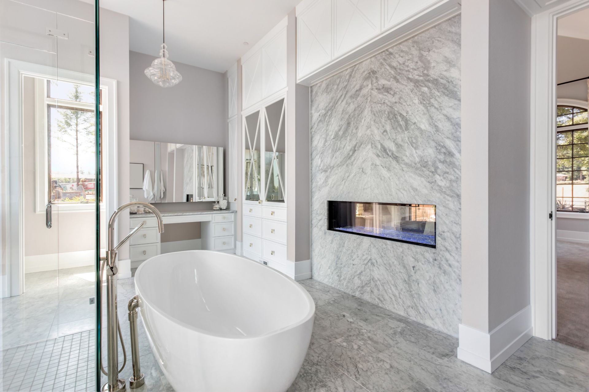 19 Beautiful Fireplace Tile Designs to Inspire Your Remodel