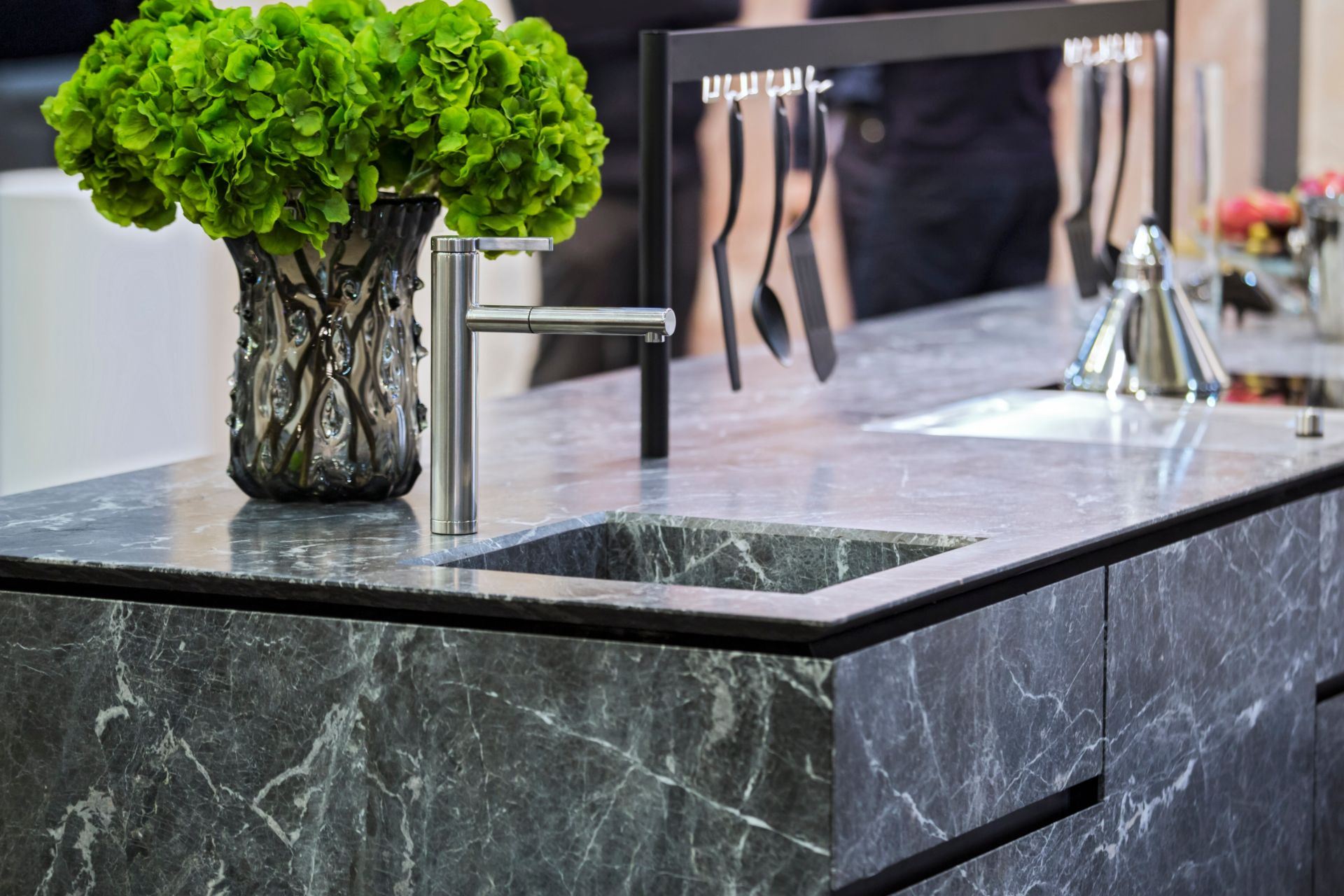 sleek-modern-kitchen-dark-marble-island-integrated-sink